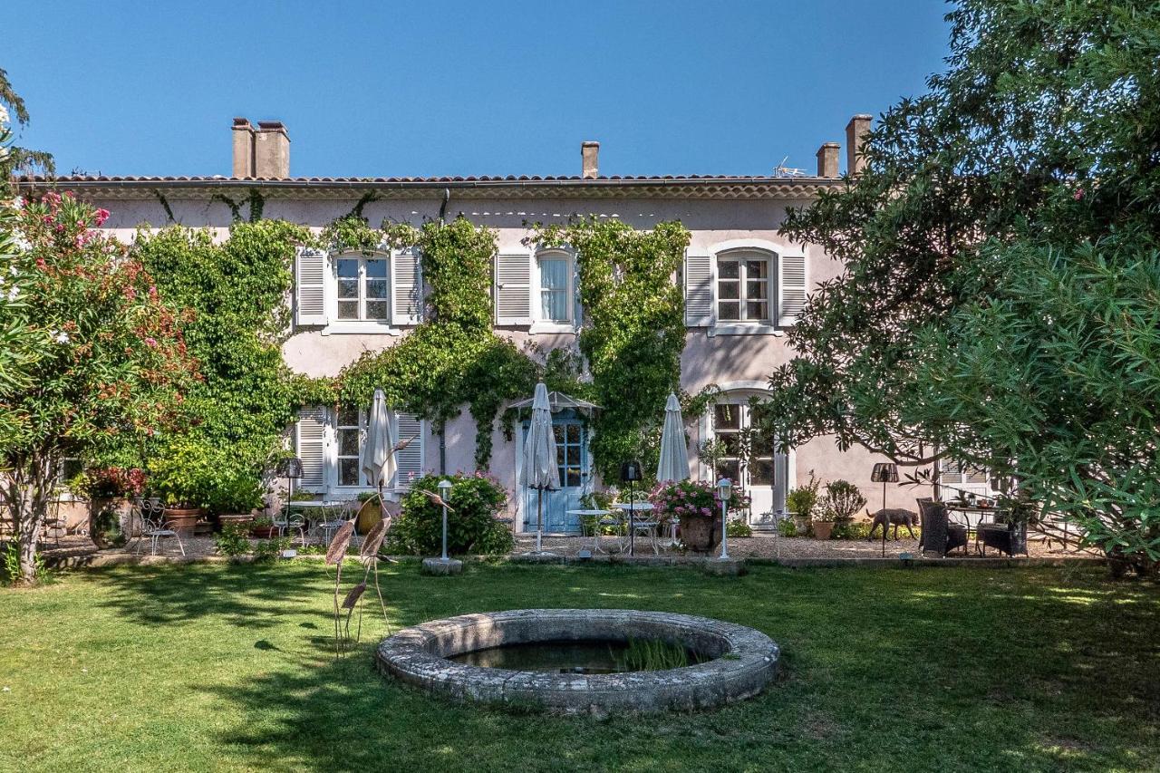 Bed and Breakfast Mas d'Escattes Nîmes Esterno foto